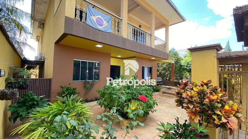 Sobrado, 3 quartos, 298 m² - Foto 2