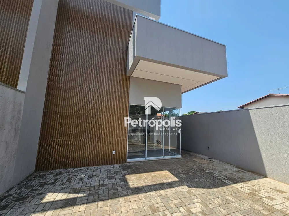 Casa, 3 quartos, 88 m² - Foto 1