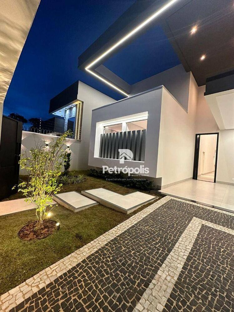 Casa, 3 quartos, 210 m² - Foto 2