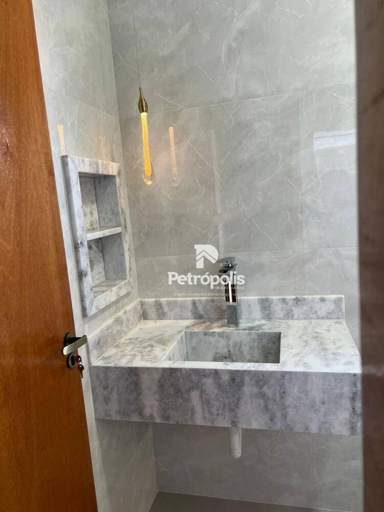Sobrado à venda com 3 quartos, 200m² - Foto 18