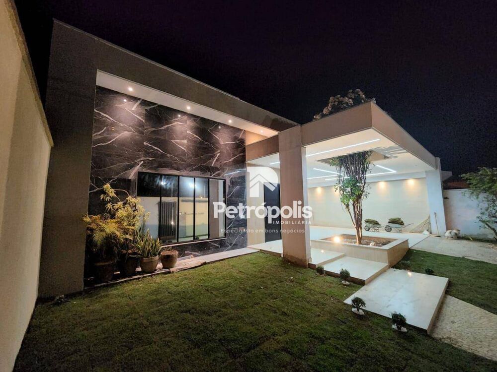 Casa, 3 quartos, 300 m² - Foto 1