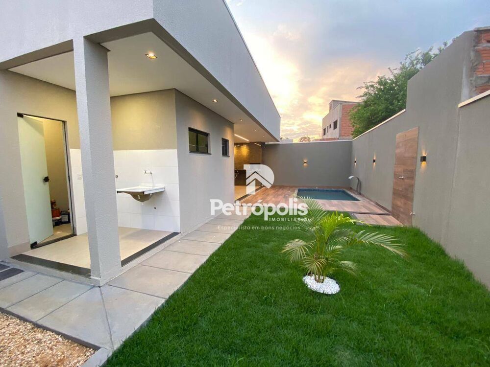 Casa à venda com 3 quartos, 134m² - Foto 13