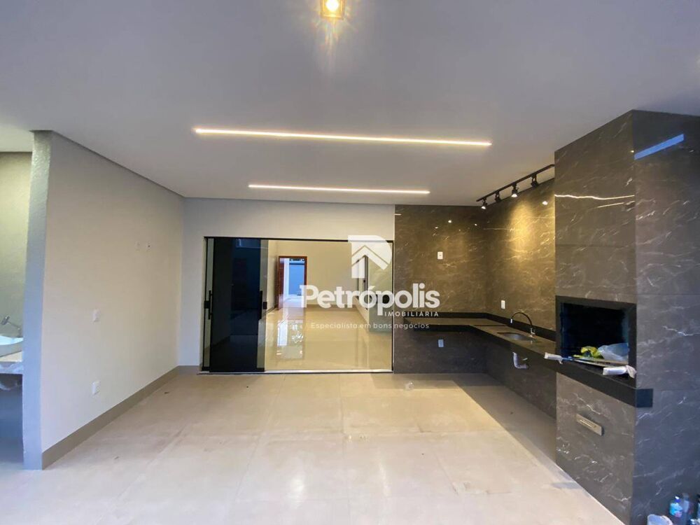 Casa à venda com 3 quartos, 134m² - Foto 9