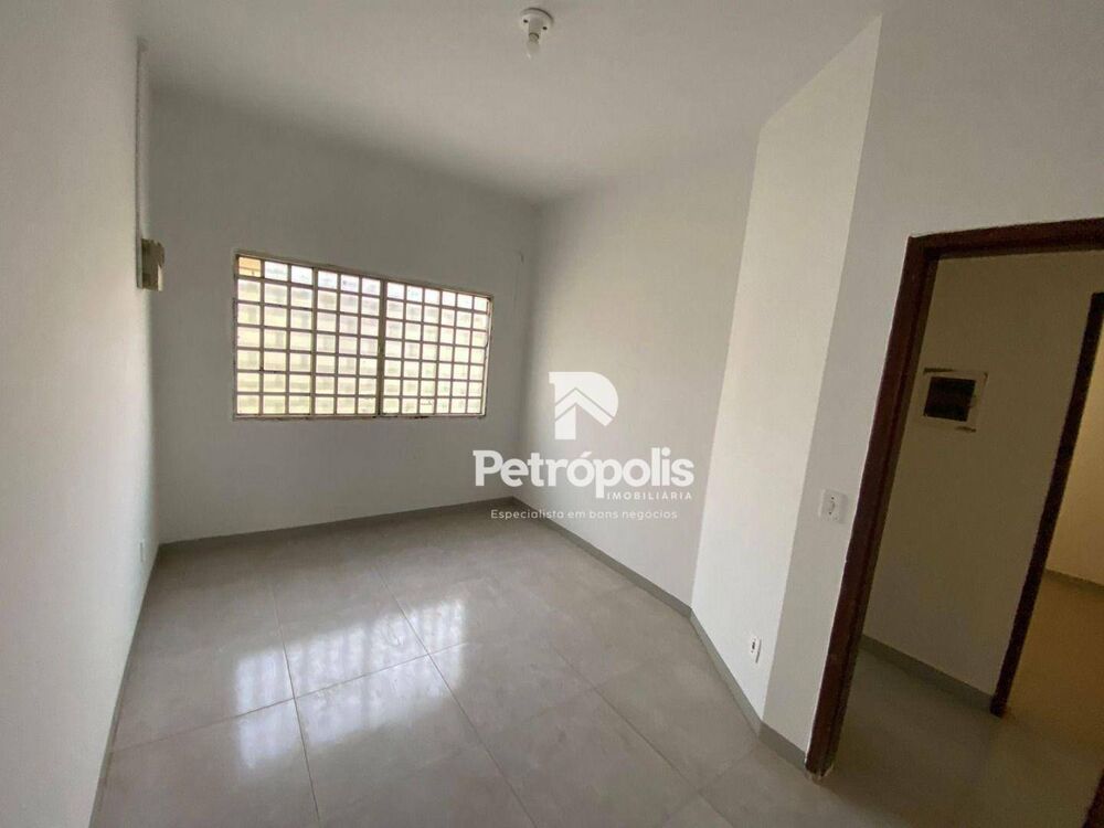 Casa à venda com 3 quartos, 130m² - Foto 8