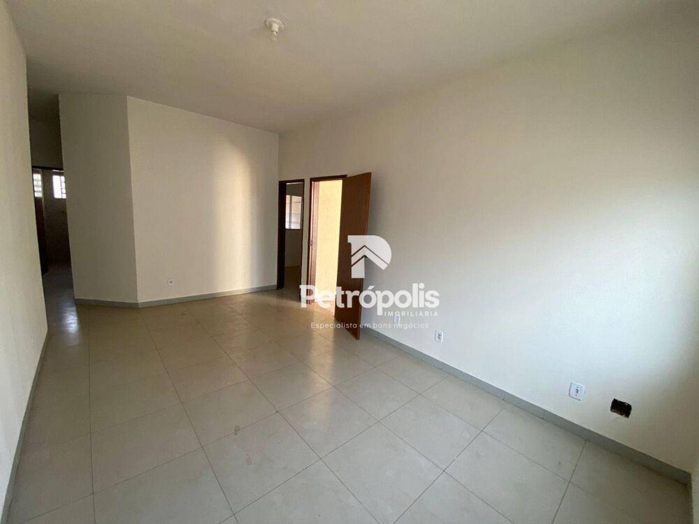 Casa à venda com 3 quartos, 130m² - Foto 5