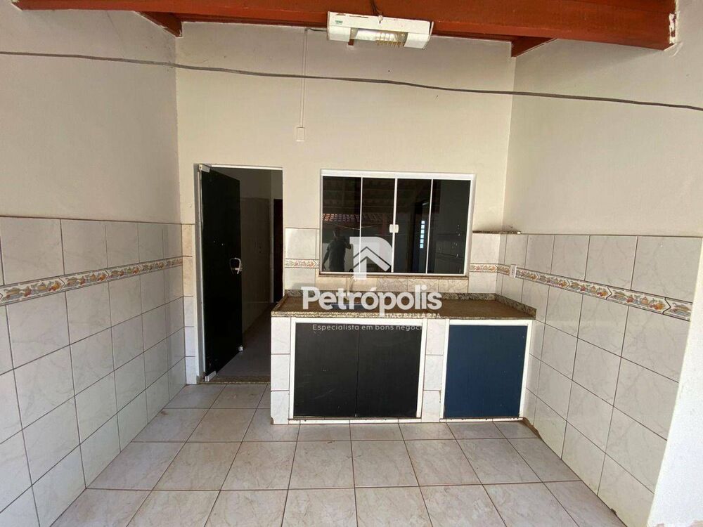 Casa à venda com 3 quartos, 130m² - Foto 14