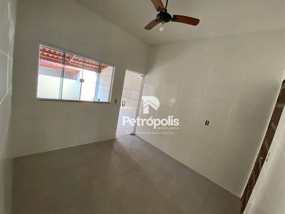 Casa à venda com 3 quartos, 130m² - Foto 12