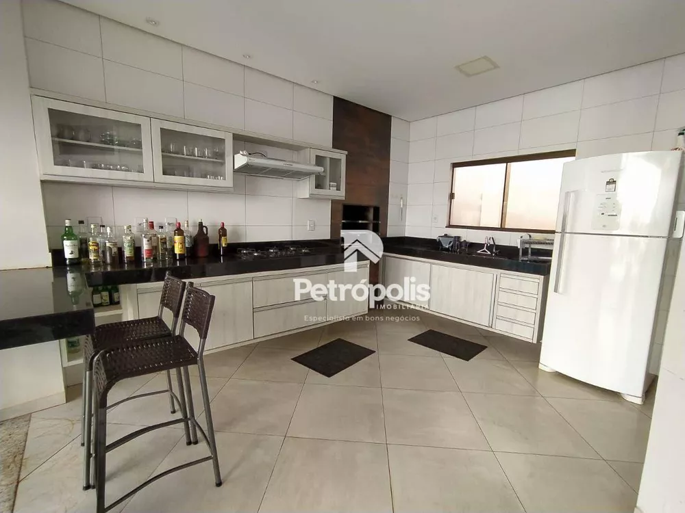 Sobrado, 4 quartos, 369 m² - Foto 4