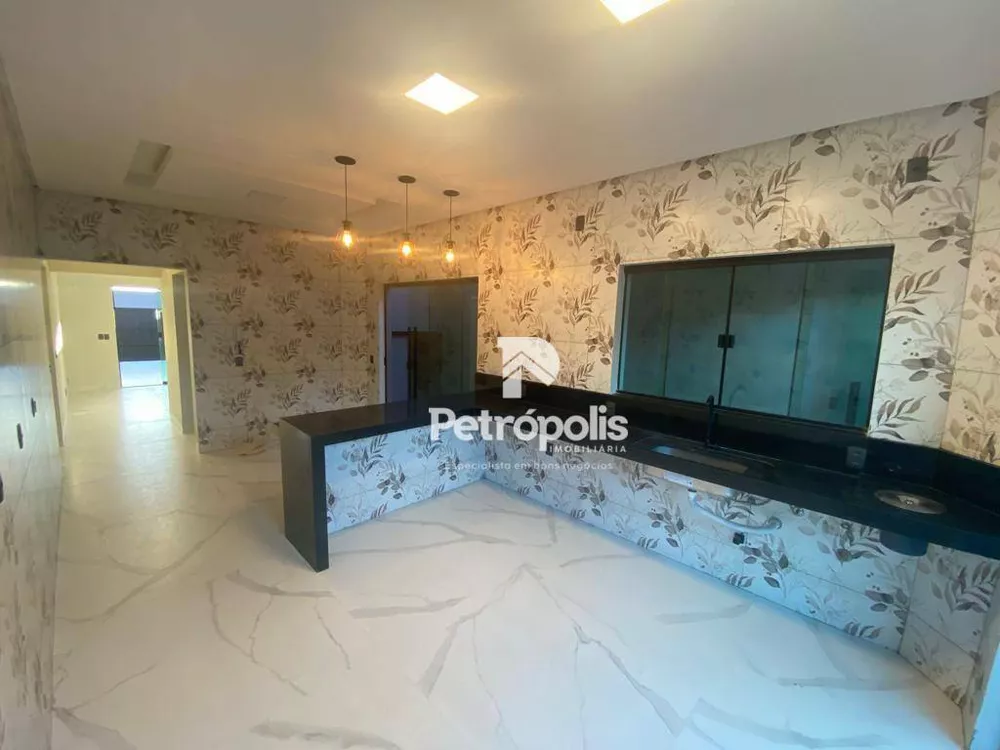 Sobrado, 4 quartos, 239 m² - Foto 3