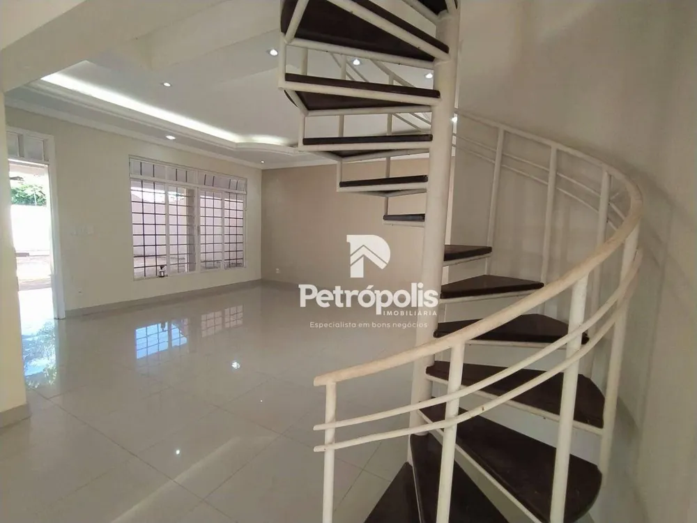 Casa, 4 quartos, 305 m² - Foto 3