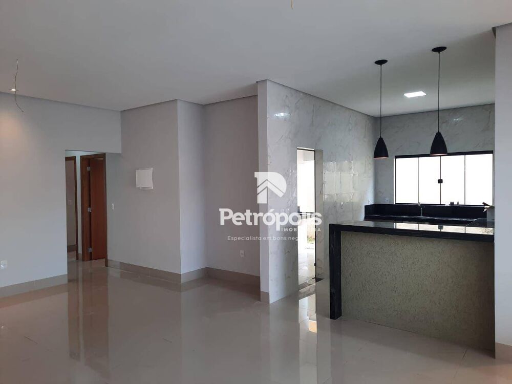 Casa, 3 quartos, 156 m² - Foto 1