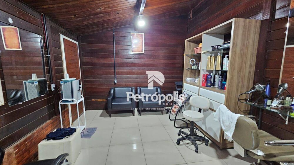 Casa, 4 quartos, 210 m² - Foto 4