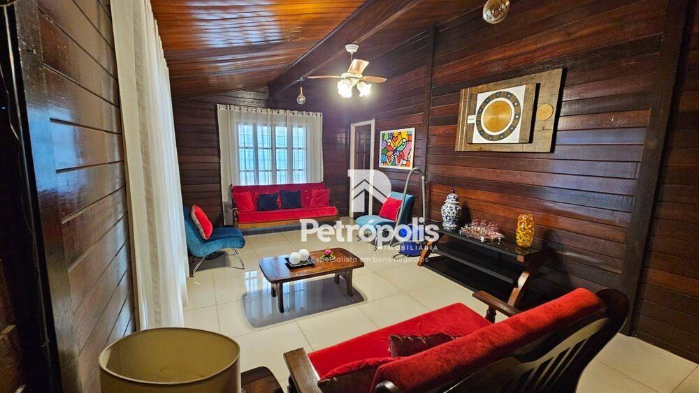 Casa, 4 quartos, 210 m² - Foto 2