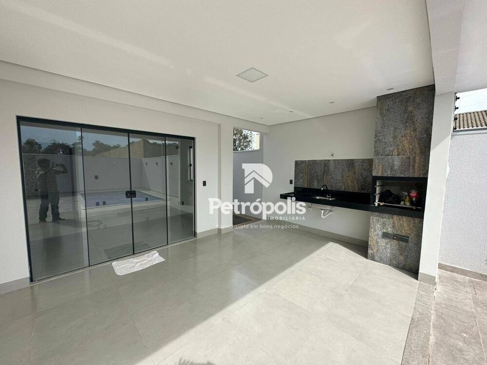 Sobrado, 3 quartos, 179 m² - Foto 2