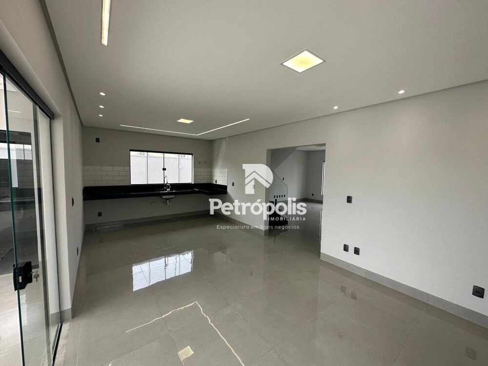 Sobrado, 3 quartos, 179 m² - Foto 4