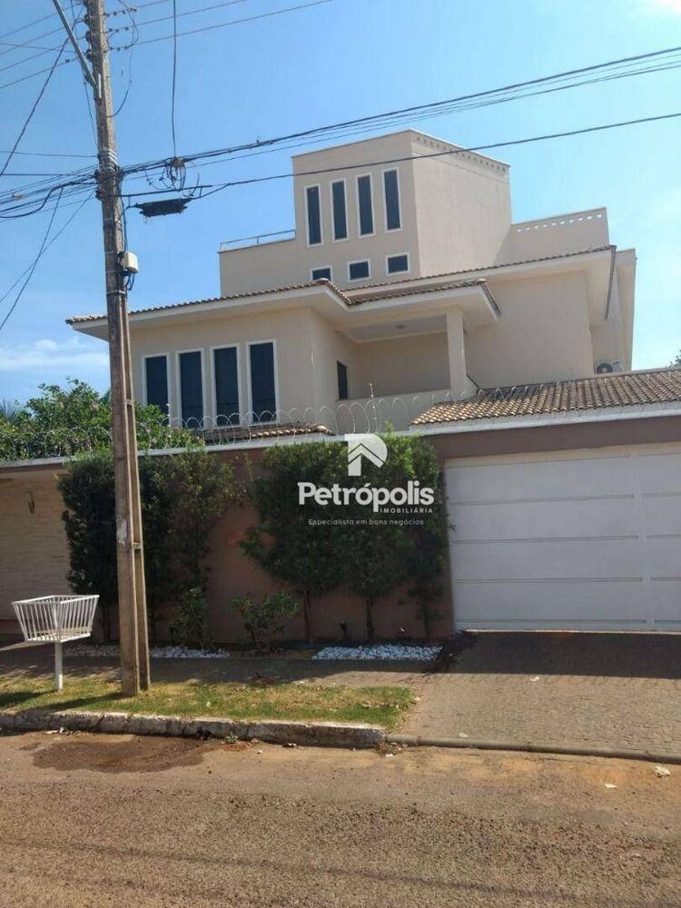 Sobrado, 4 quartos, 382 m² - Foto 1