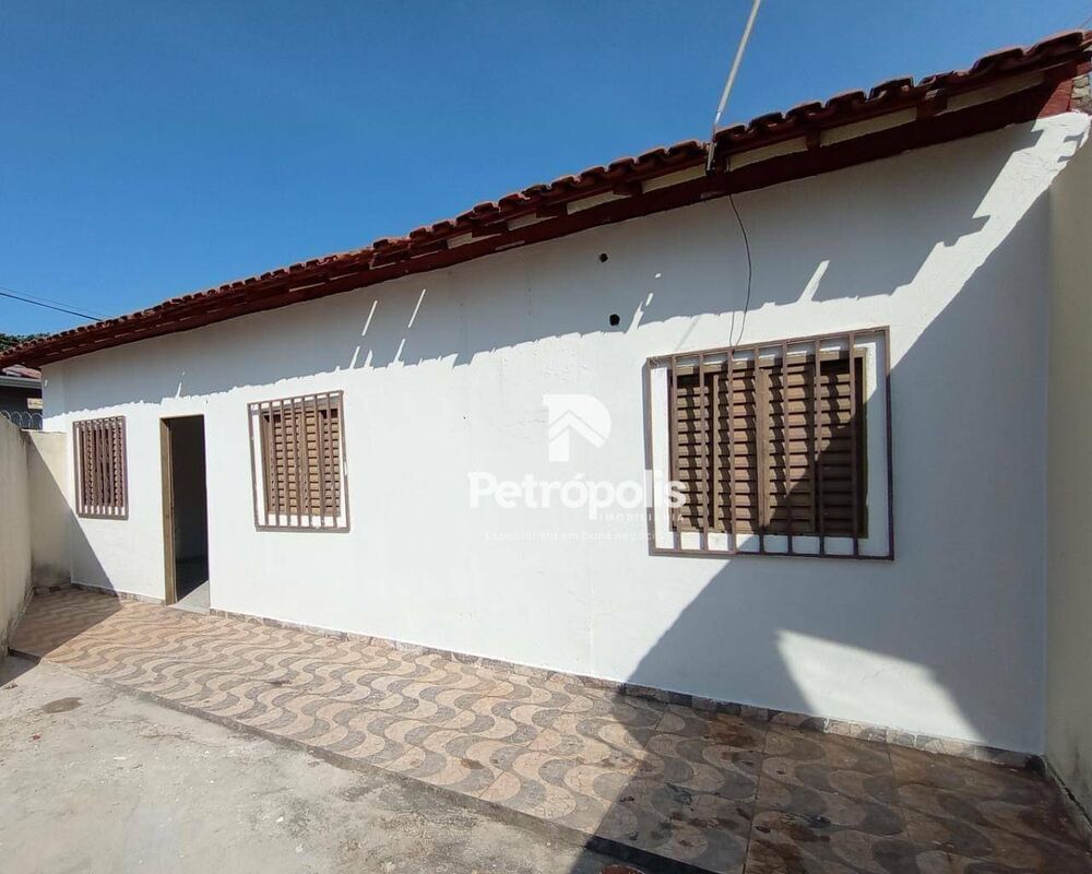 Casa, 3 quartos, 250 m² - Foto 2
