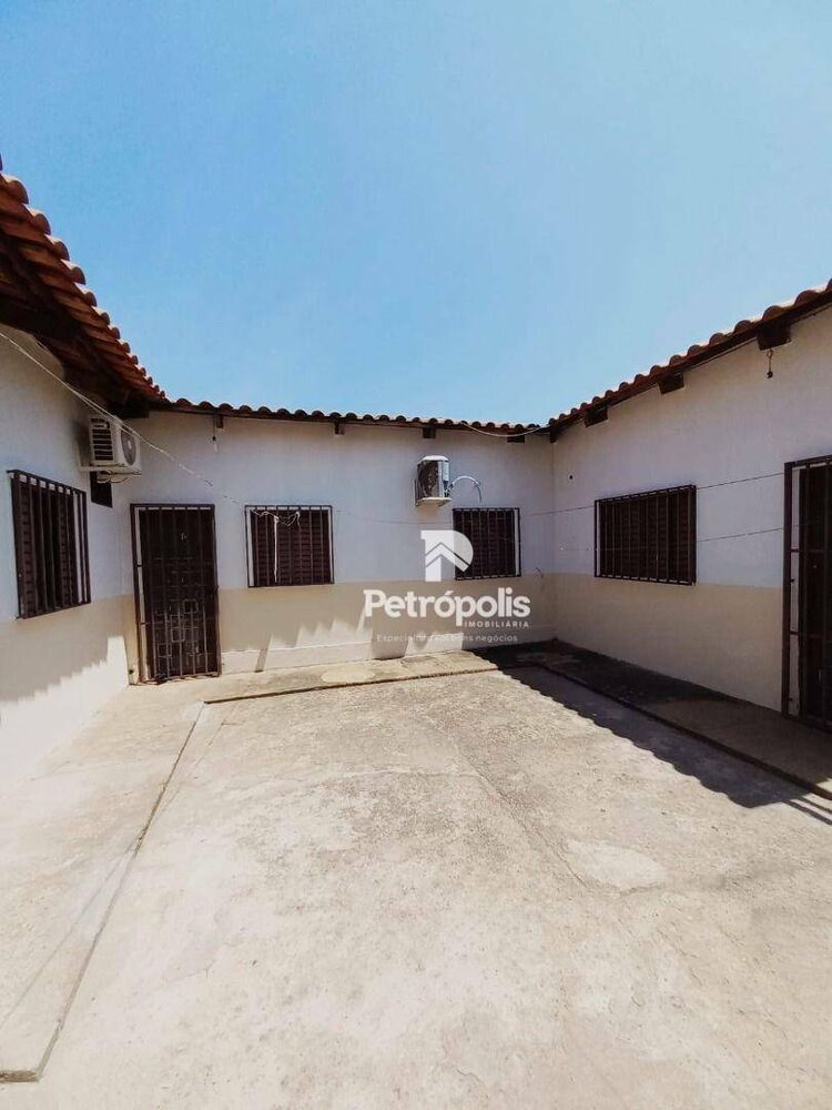 Casa, 3 quartos, 250 m² - Foto 3