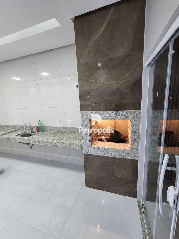 Casa, 3 quartos, 182 m² - Foto 6
