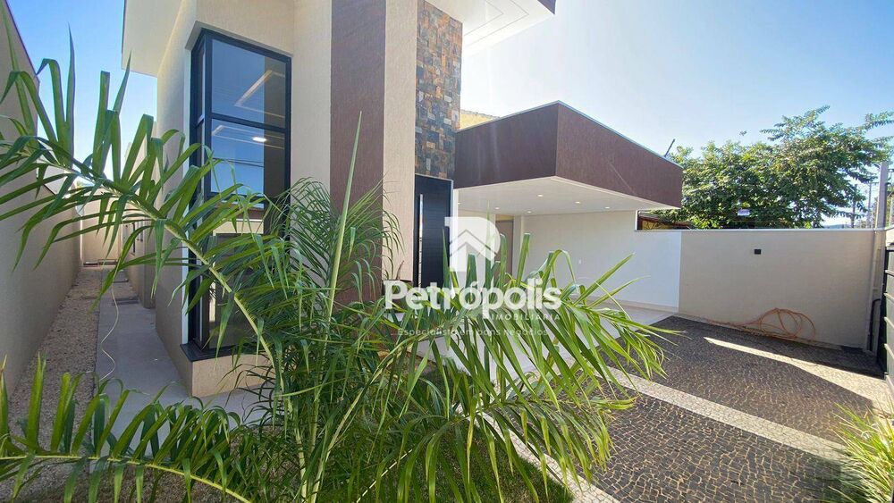 Casa, 3 quartos, 194 m² - Foto 3