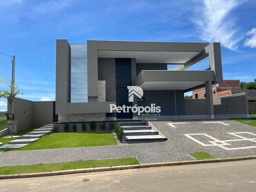 Casa, 3 quartos, 240 m² - Foto 1