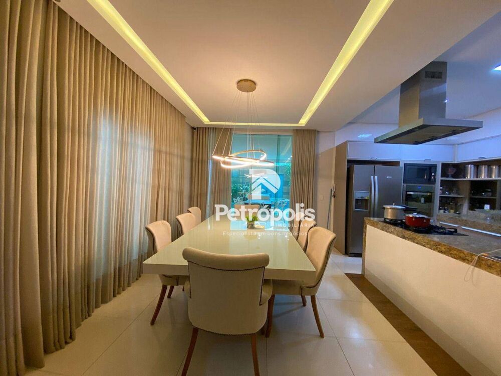 Sobrado, 3 quartos, 214 m² - Foto 8