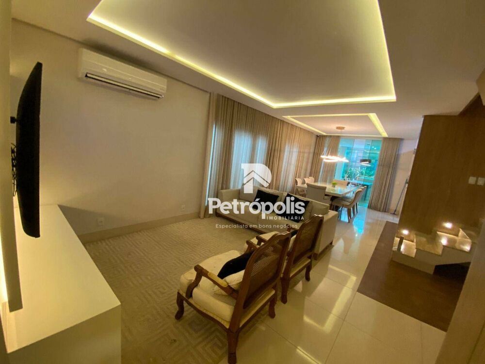 Sobrado, 3 quartos, 214 m² - Foto 2