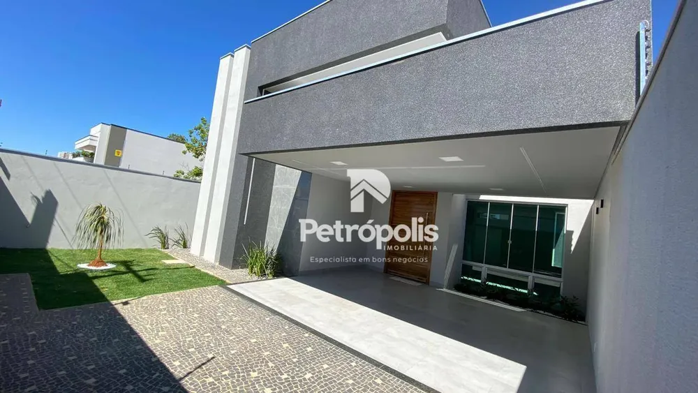 Casa, 4 quartos, 196 m² - Foto 1