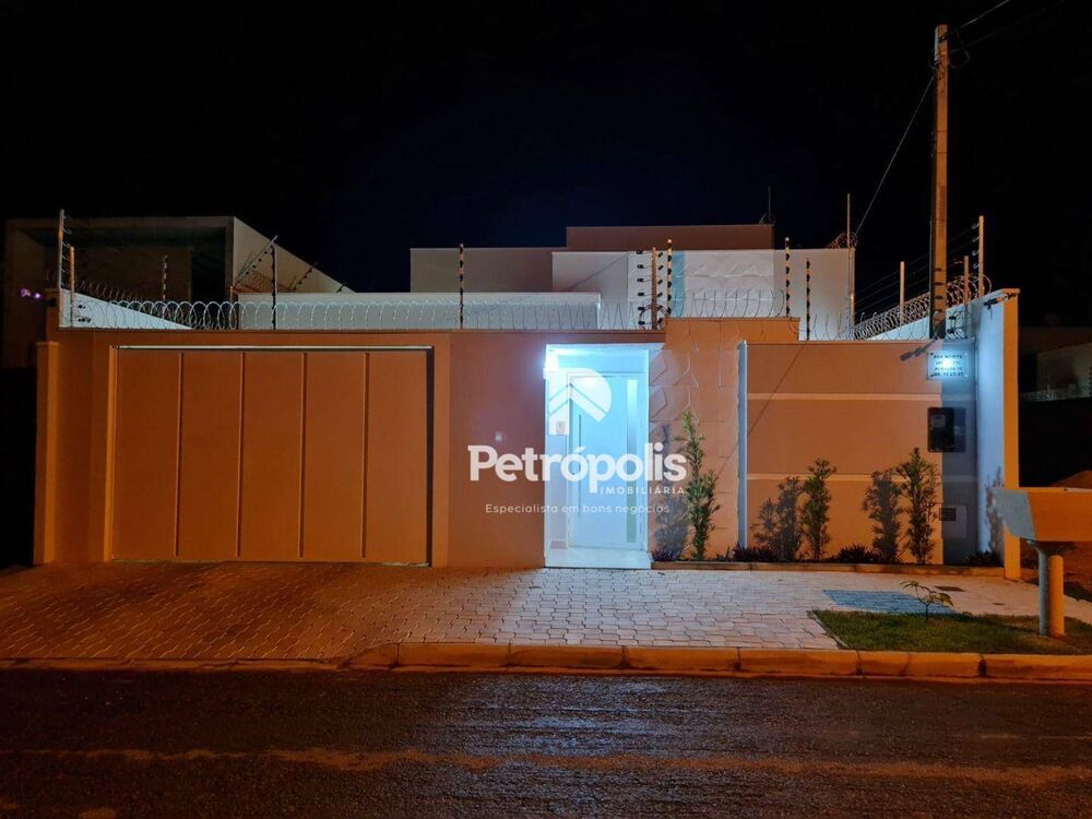 Casa, 3 quartos, 162 m² - Foto 1