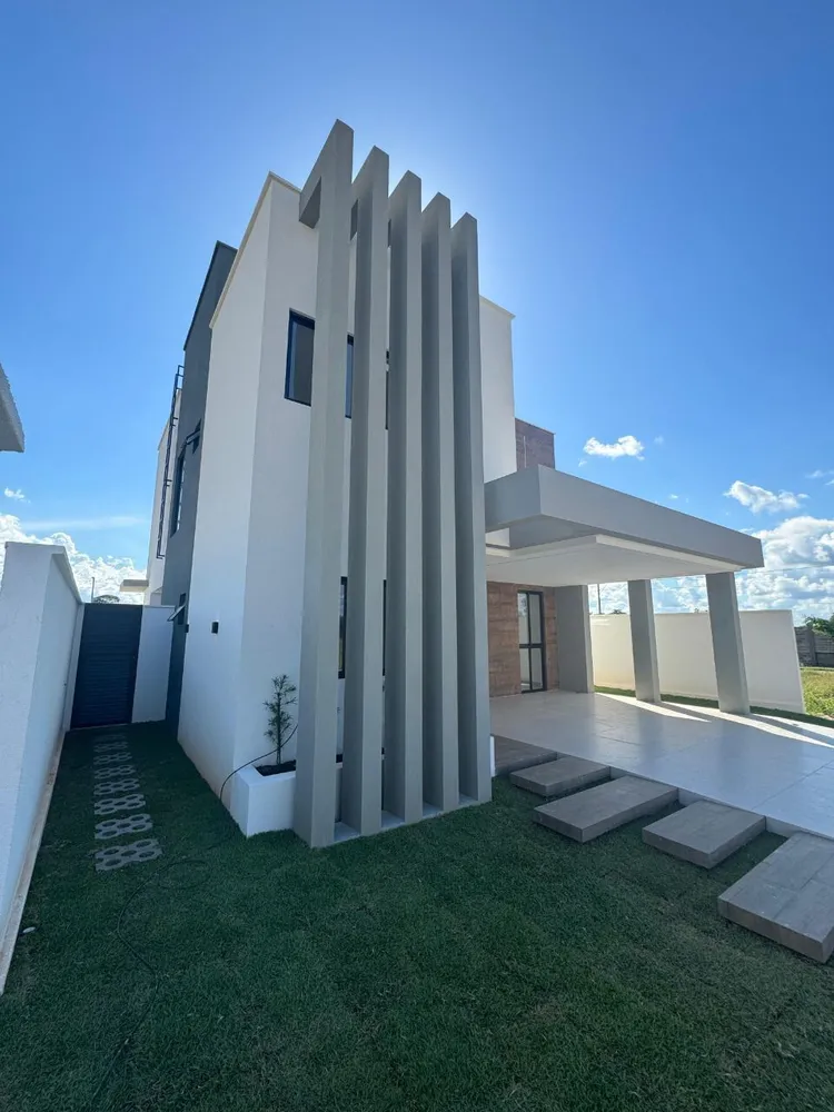 Casa, 4 quartos, 190 m² - Foto 1