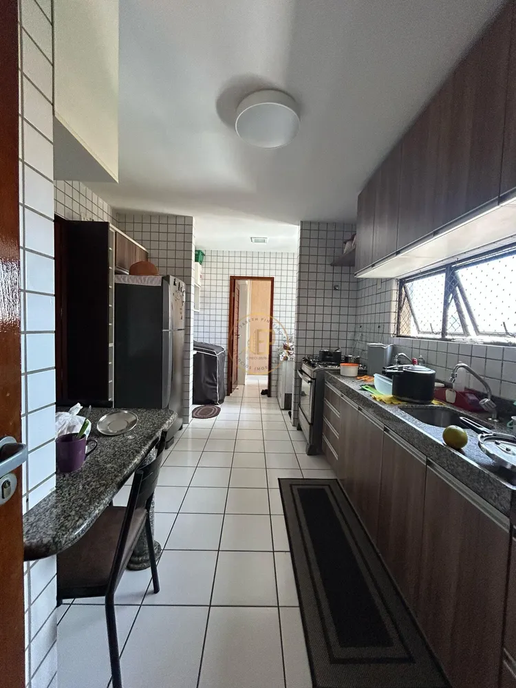 Apartamento, 3 quartos, 130 m² - Foto 1
