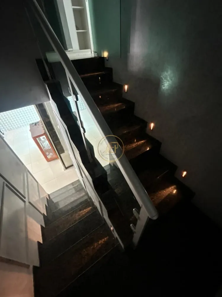 Casa, 4 quartos, 164 m² - Foto 2