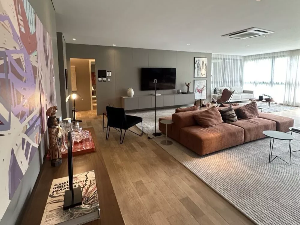 Apartamento, 4 quartos, 279 m² - Foto 1