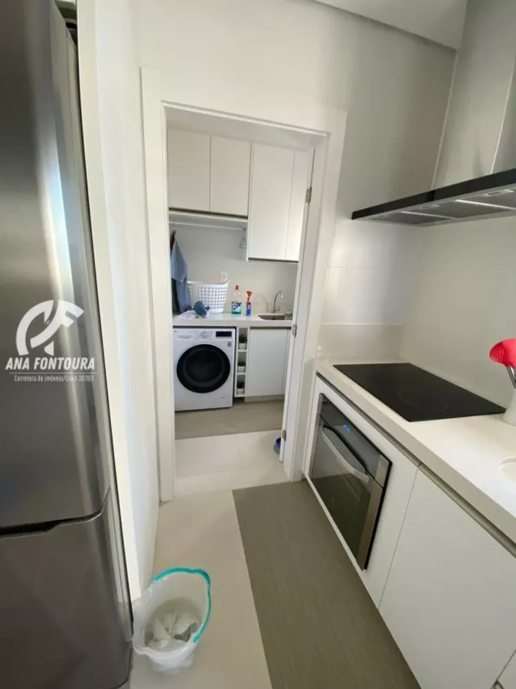 Apartamento à venda com 3 quartos, 206m² - Foto 12