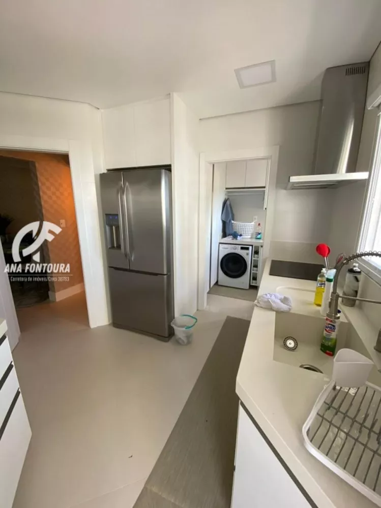 Apartamento à venda com 3 quartos, 206m² - Foto 13