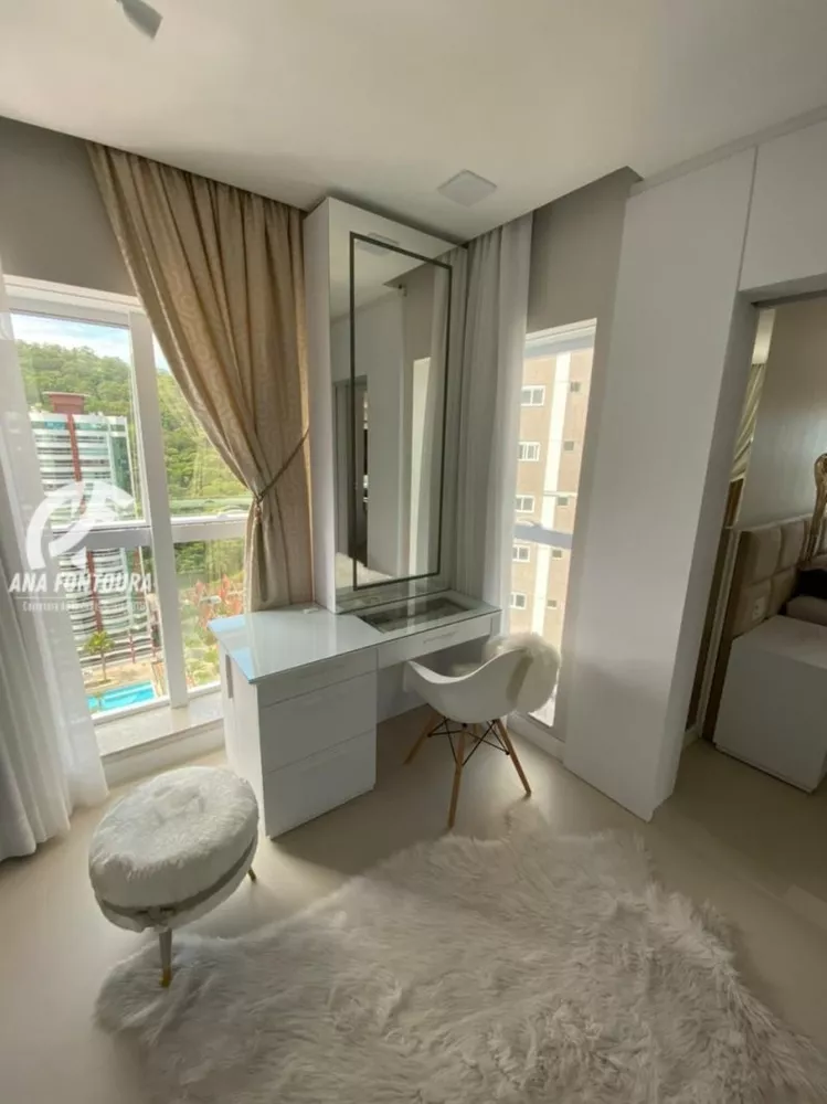 Apartamento à venda com 3 quartos, 206m² - Foto 20