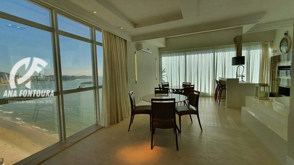 Cobertura, 3 quartos, 273 m² - Foto 2