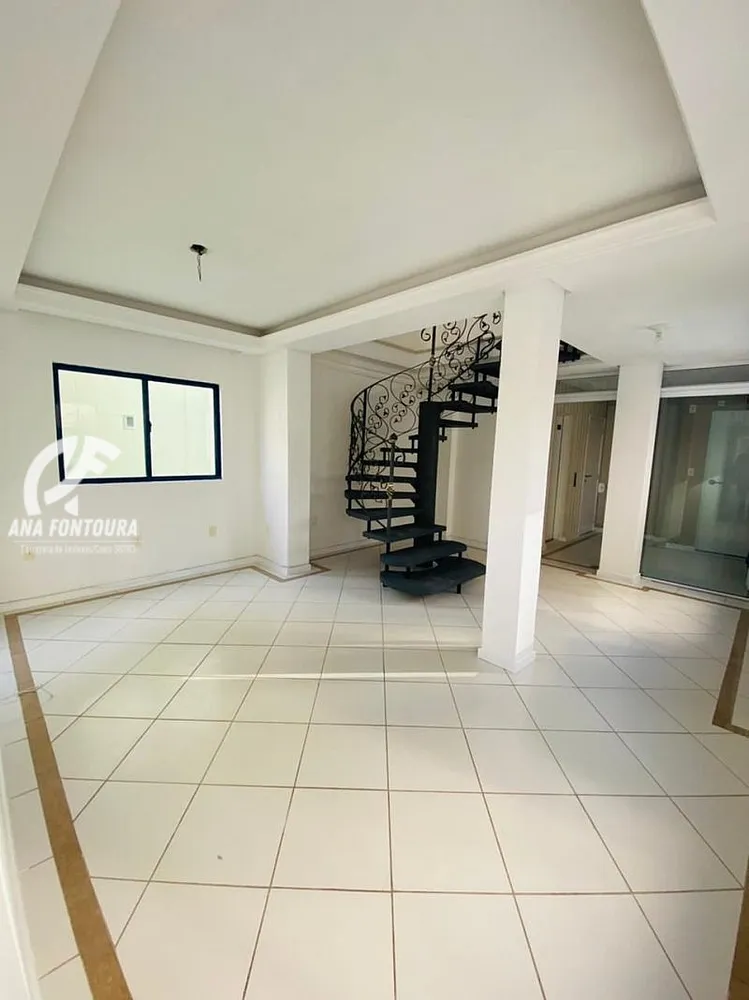 Cobertura, 3 quartos, 257 m² - Foto 5