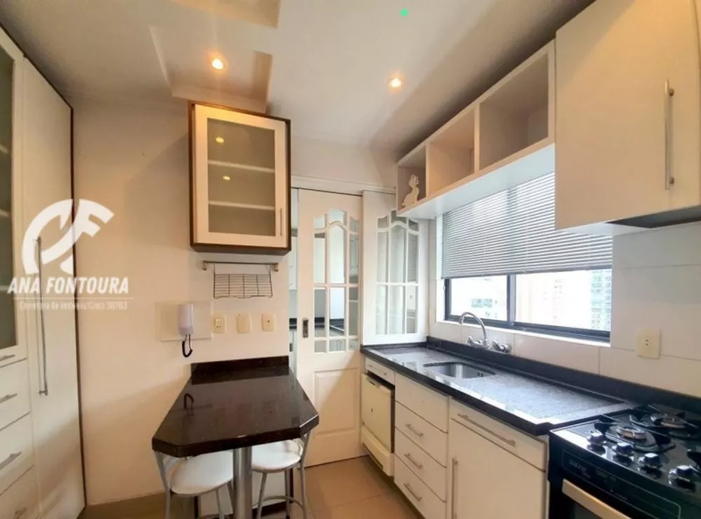 Apartamento à venda com 4 quartos, 230m² - Foto 6