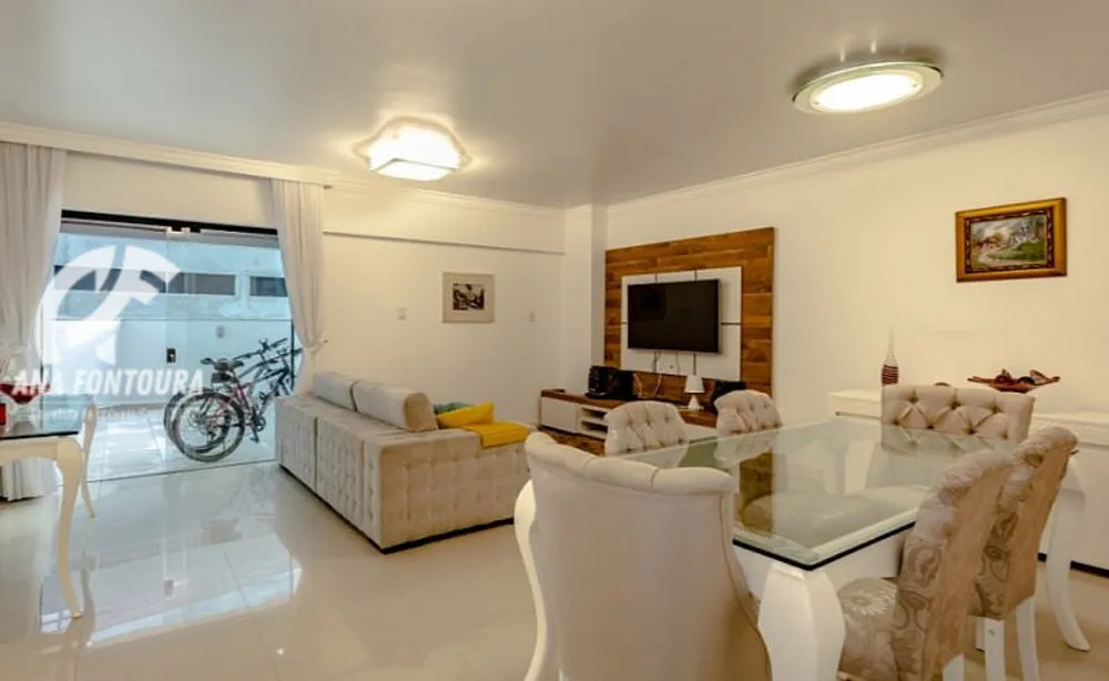Apartamento, 3 quartos, 230 m² - Foto 1