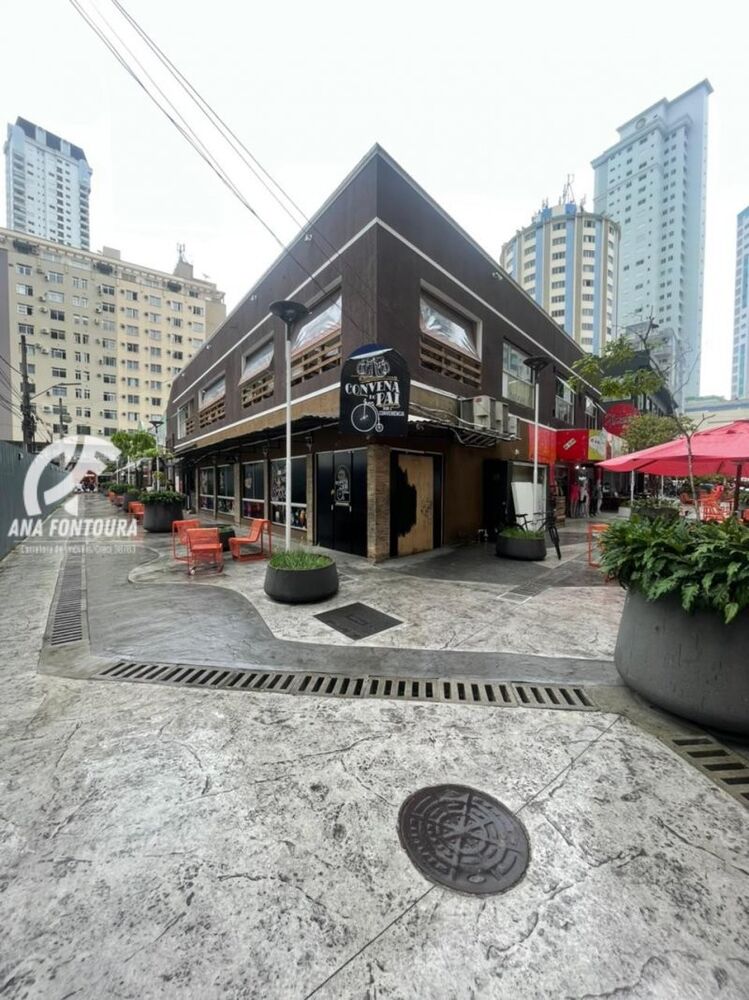Prédio Inteiro à venda, 860m² - Foto 1
