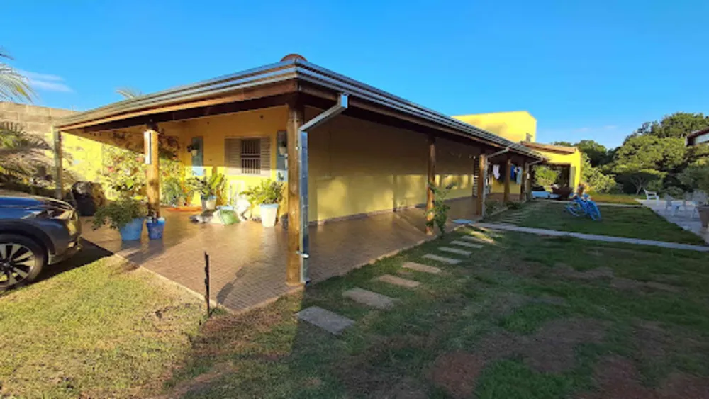 Chácara, 4 quartos, 2800 m² - Foto 1