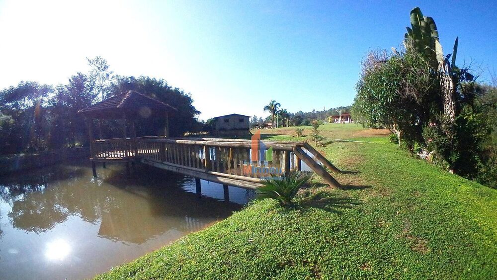Sítio à venda com 3 quartos, 500m² - Foto 1