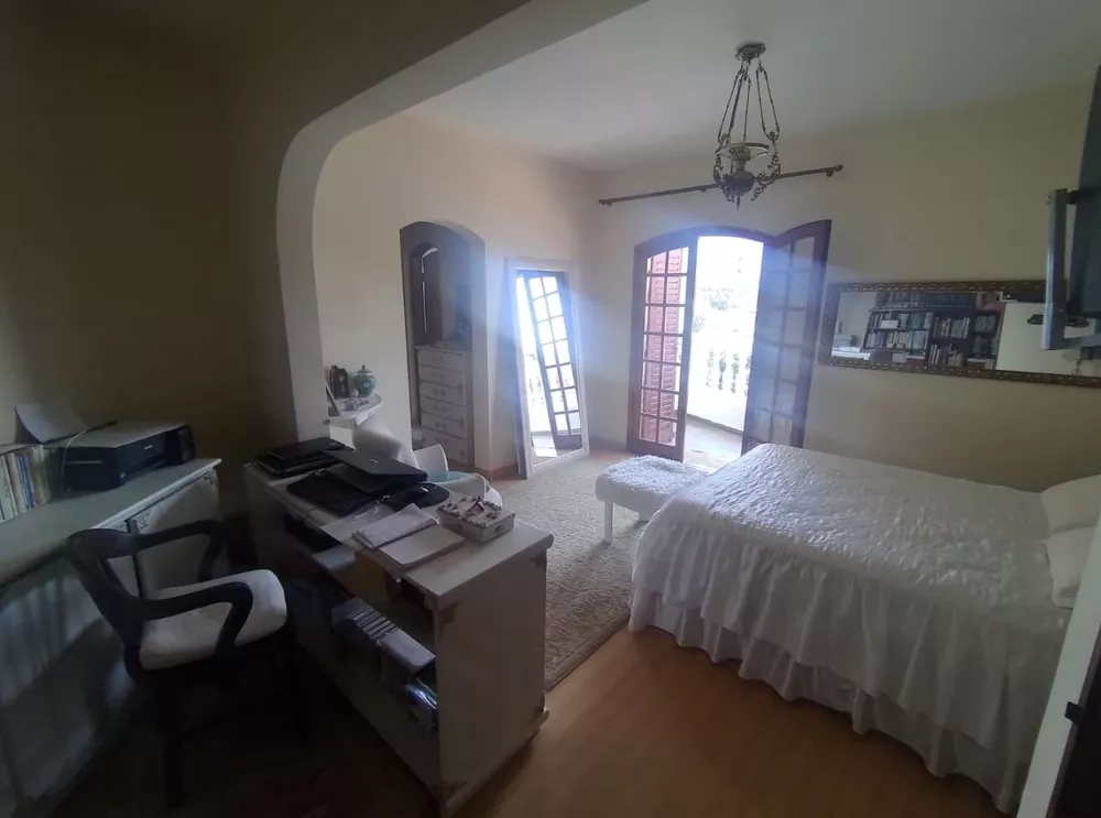 Apartamento à venda com 4 quartos, 192m² - Foto 4