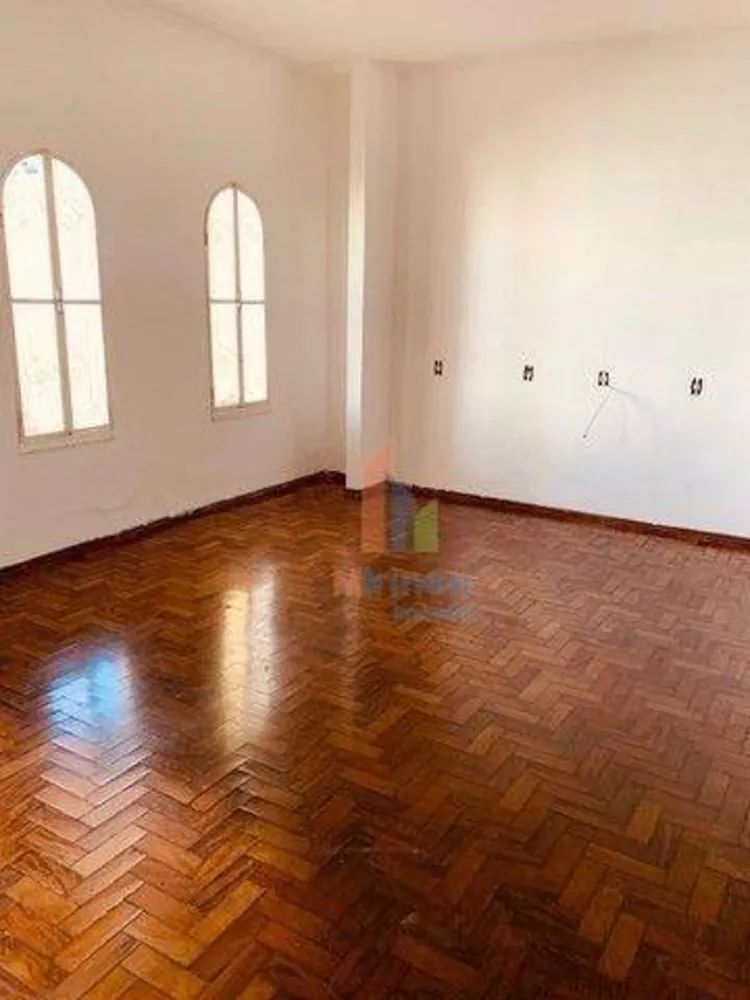 Casa à venda com 3 quartos, 400m² - Foto 3