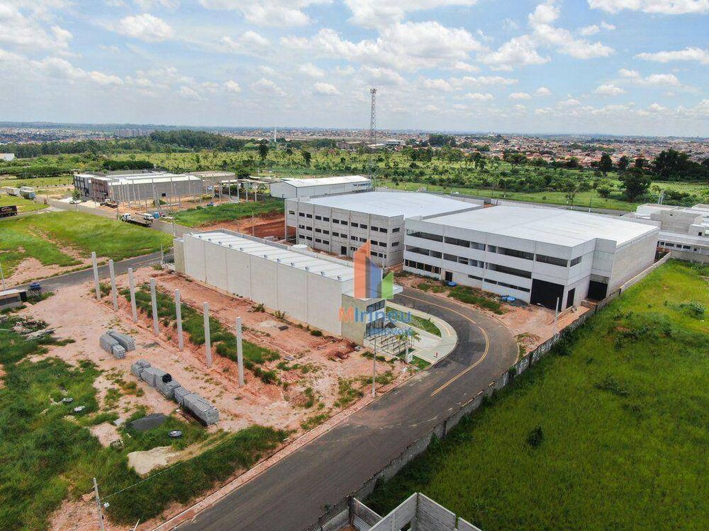 Loteamento e Condomínio, 1631 m² - Foto 1