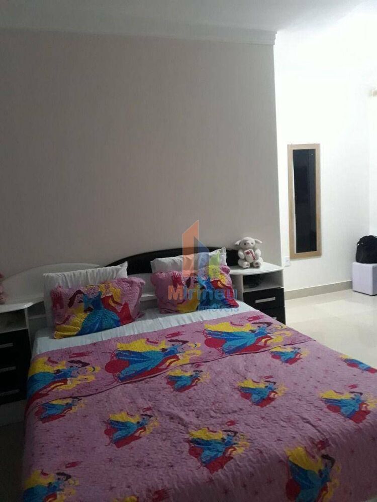 Casa, 3 quartos, 175 m² - Foto 6
