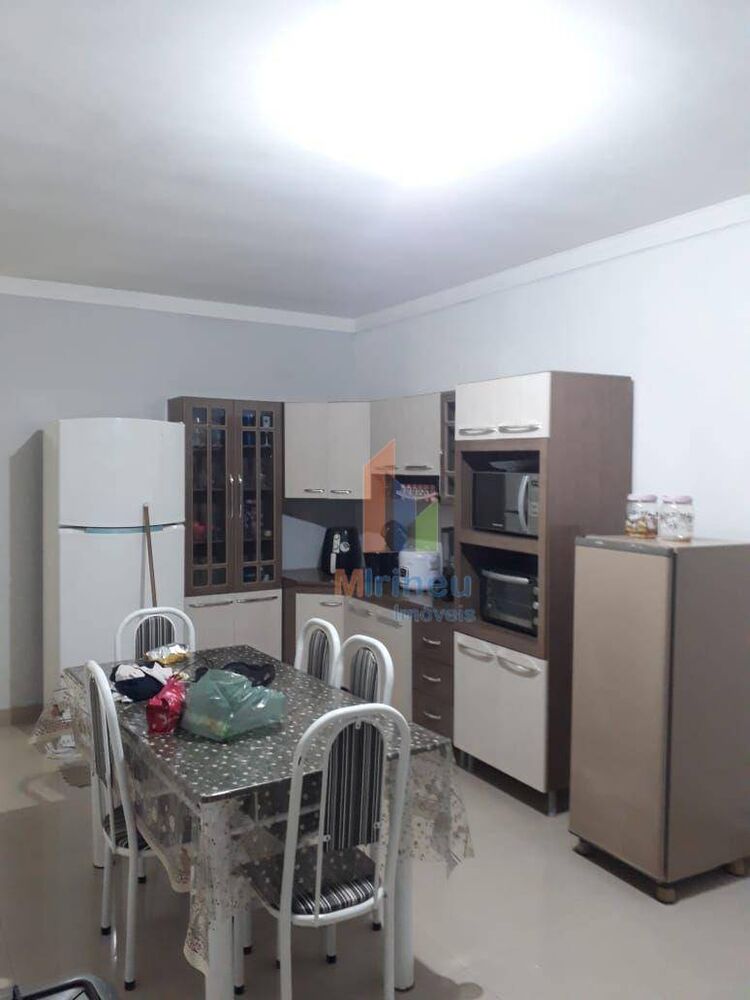 Casa, 3 quartos, 175 m² - Foto 7