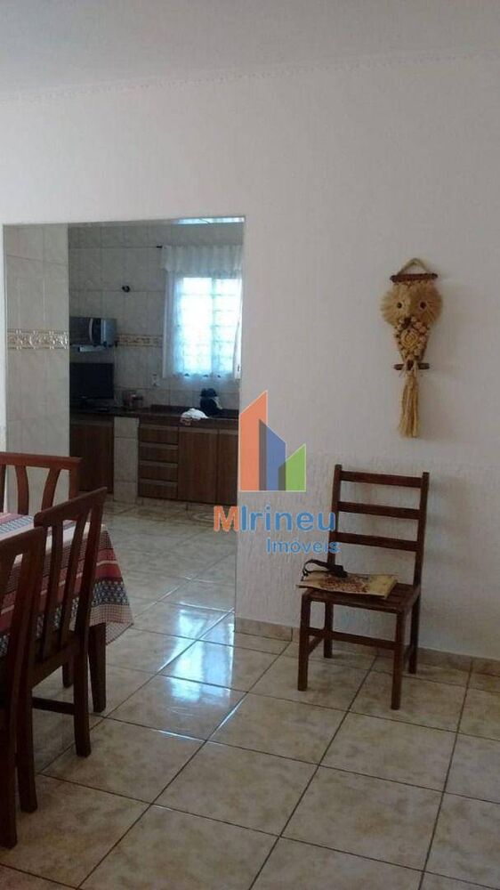 Casa, 2 quartos, 165 m² - Foto 1