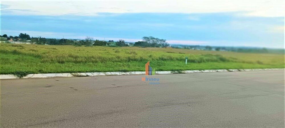 Loteamento e Condomínio, 1033 m² - Foto 1